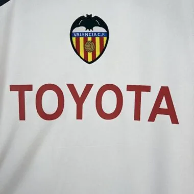 04-05 Valencia Home Kit Retro Soccer AAAAJersey Yupoo
