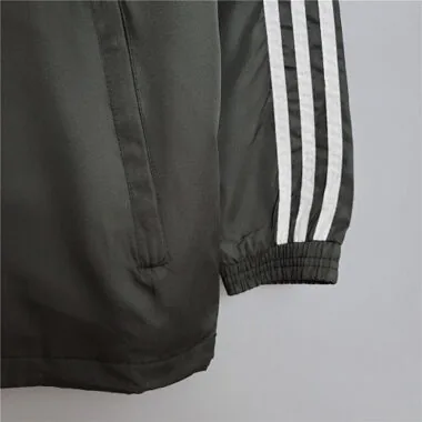 20-21 Germany black windbreaker