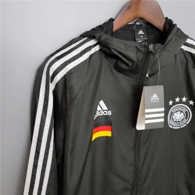 20-21 Germany black windbreaker