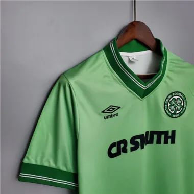 84-86 Celtic (fora de casa)