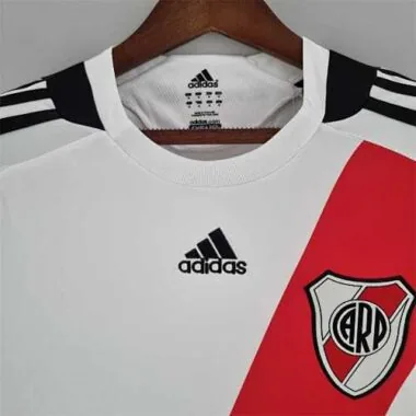 09-10 River Plate home long sleeve