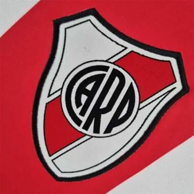 09-10 River Plate home long sleeve