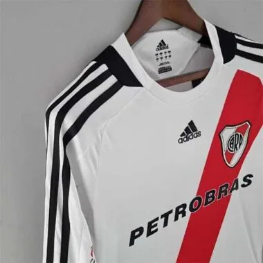 09-10 River Plate home long sleeve