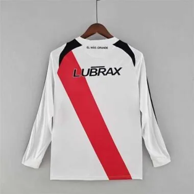09-10 River Plate home long sleeve