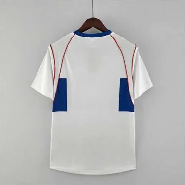 2002 La Católica home