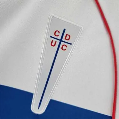 2002 La Católica home