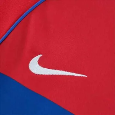 2002 La Católica away