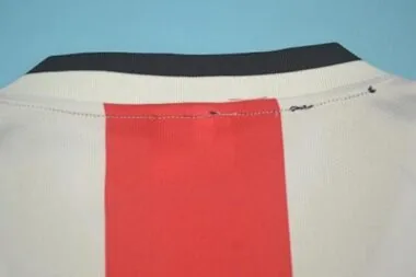 98-99 PSV, camisola de casa vermelha e branca