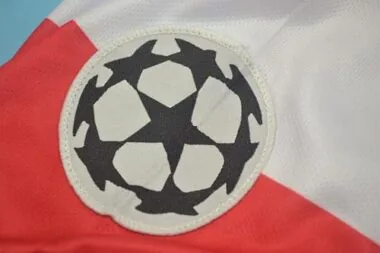 98-99 PSV, camisola de casa vermelha e branca