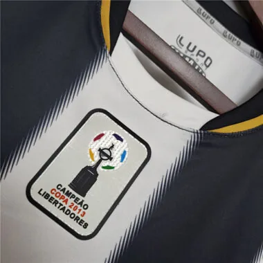 13-14 Atletico Mineiro home
