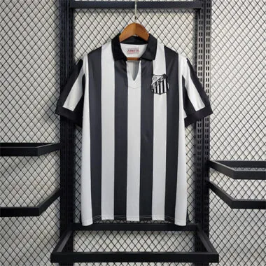 1958 Santos home