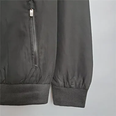 20-21 Roma black-red windbreaker