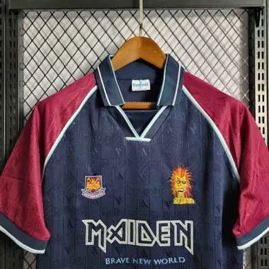 99-00 West Ham Iron Maiden thuiswedstrijd Retro-tenue met dubbele logo's Vintage shirt