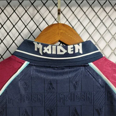 99-01 West Ham Iron Maiden thuiswedstrijd-combinatiebord