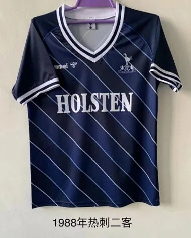88-89 Tottenham Hotspur third away