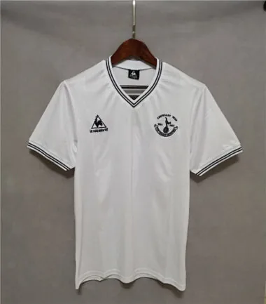 81-82 Tottenham Hotspur home white