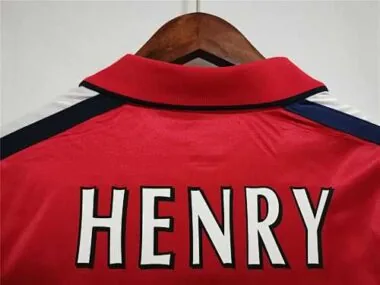00-01 Arsenal home red