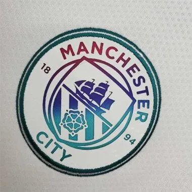 21-22 Manchester City away