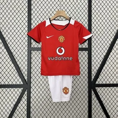 05-06 Manchester United Home Retro Kid Kits Youth Apparels AAAAJersey Wholesale Yupoo