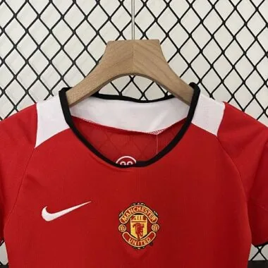 05-06 Manchester United Home Retro Kid Kits Youth Apparels