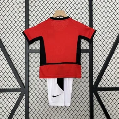 02-04 Manchester United Home Retro Kid Kits Youth Apparels