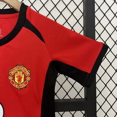 02-04 Manchester United Home Retro Kid Kits Youth Apparels