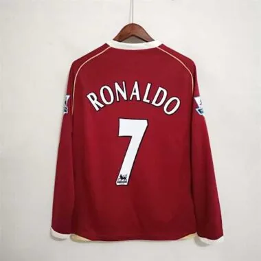 06-07 Manchester United home long sleeve