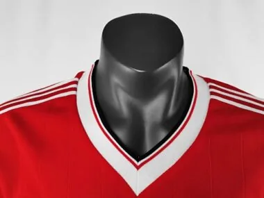 82-83 Manchester United home