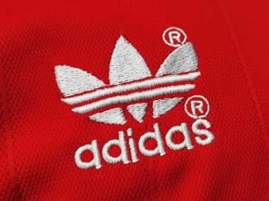 82-83 Manchester United home