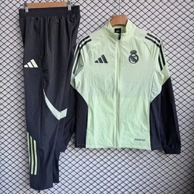 26-27 Real Madrid Green Windbreaker Jackets Kit Soccer T-Shirt AAAAJersey Supply Yupoo