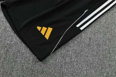 26-27 Real Madrid BlackTraining Kit Soccer T-Shirt
