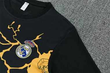26-27 Real Madrid BlackTraining Kit Soccer T-Shirt