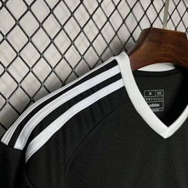 24-25 Real Madrid Black GoalKeeper Kit Soccer Uniforms Soccer