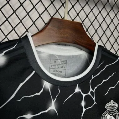 24-25 Real Madrid Black Jaguar Special Edition Kit Soccer Uniforms Soccer