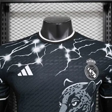24-25 Real Madrid Black Jaguar Special Edition Player Version Shirt Soccer