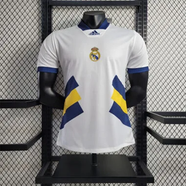23-24 Real Madrid Casual player version
