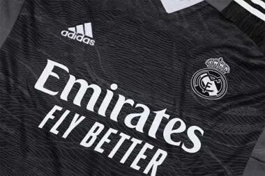 21-22 Real Madrid black goalkeeper long sleeve
