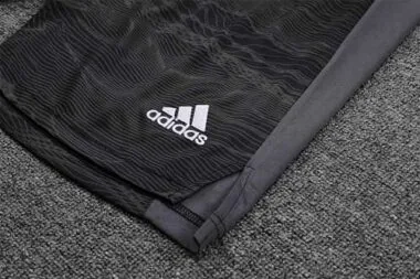 21-22 Real Madrid black goalkeeper long sleeve