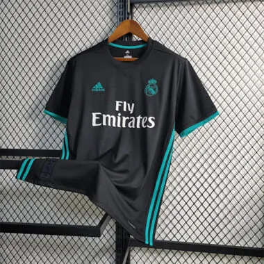 17-18 Real Madrid away