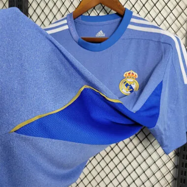 13-14 Real Madrid away