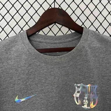 Kit da collaborazione "Barcelona Grey" 24-25, edizione speciale riflettente, calcio