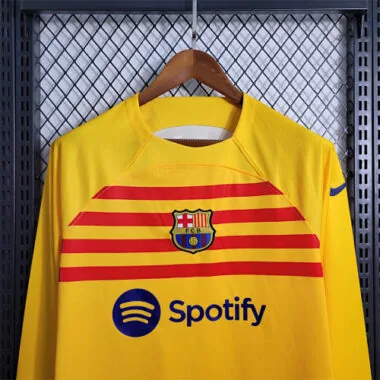 23-24 Barcellona, quarta maglia da trasferta a maniche lunghe