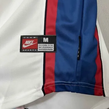 98-99 Barcelona uittenue in retrostijl – het beste