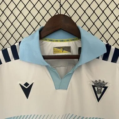 24-25 Divisa da trasferta del Cadice - Abbigliamento da calcio