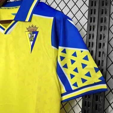 24-25 Cadiz Home Kit Soccer Uniform AAAAJerseys Dropshipping Yupoo