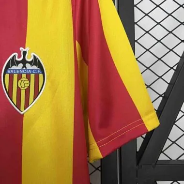 80-82 Valencia Home Kit Retro Soccer AAAAJersey Yupoo
