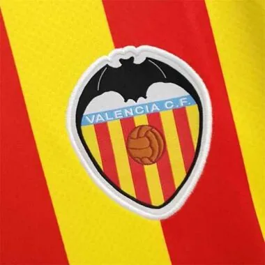 22-23 Valencia third away