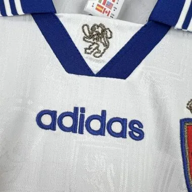 97-98 Saragozza: divisa da casa retrò da calcio