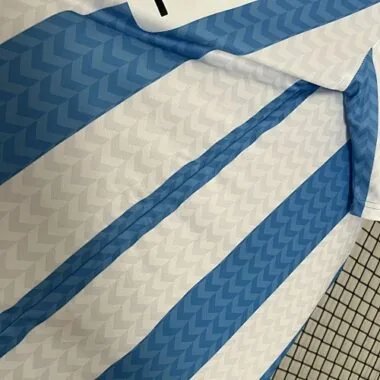 Leverancier van shirts uit de herdenkingseditie ter ere van het 120-jarig jubileum van Málaga in 2024