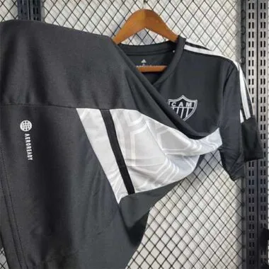22-23 Minero black training Shirt
